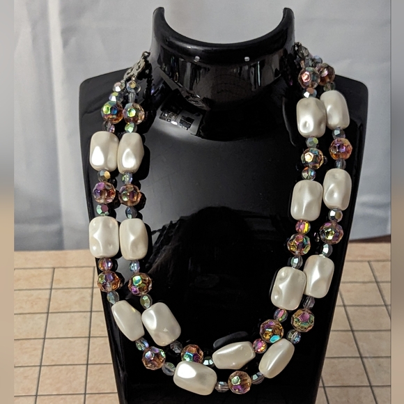 Vintage double strand pearl and iridescent glass necklace - Picture 1 of 5